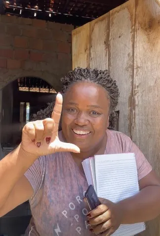 De Alagoinhas para as redes: Yorimá Santana viraliza com arrocha político e supera 800 mil visualizações